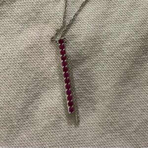 Elegant Silver and Pink Pendant Necklace